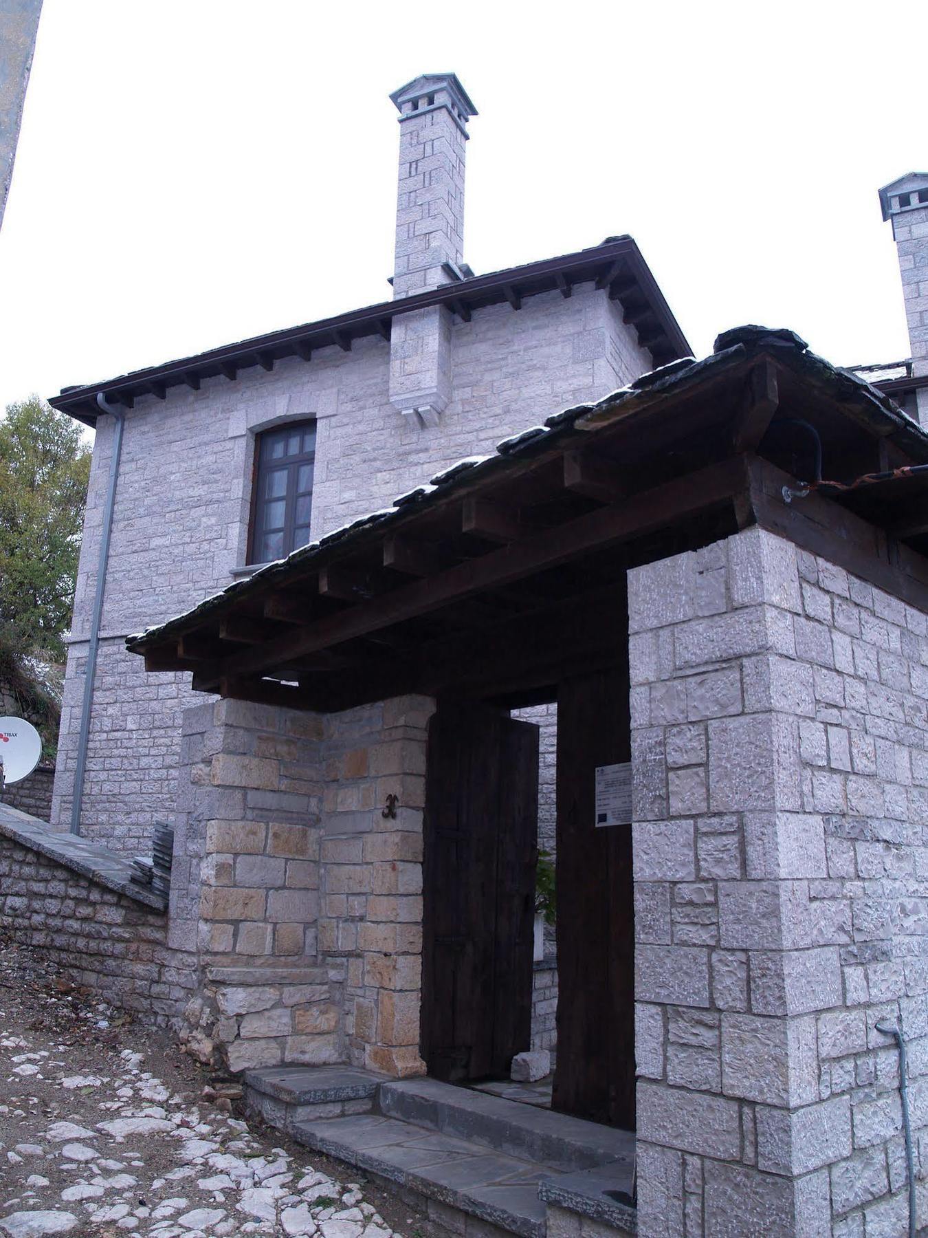 Hotel Arxontiko Krana Asprangeloi Exterior foto